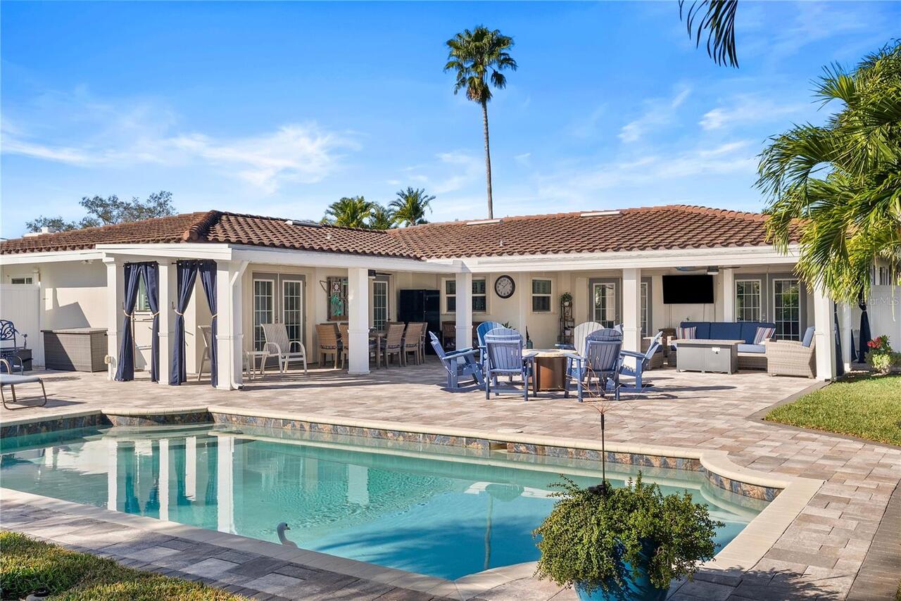 St Petersburg Real Estate