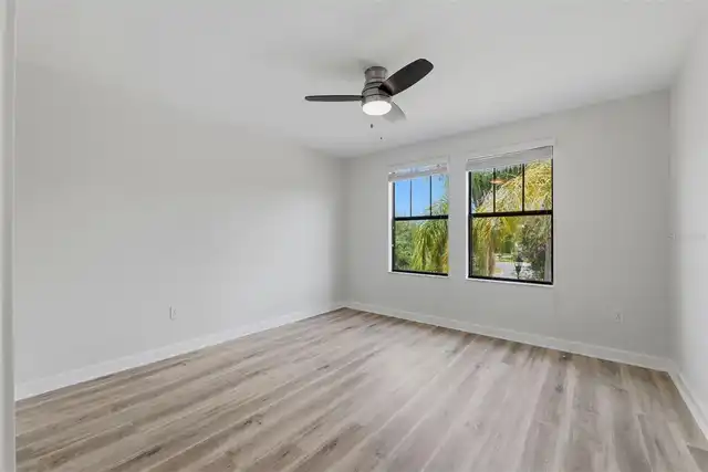 Listing Photo 33