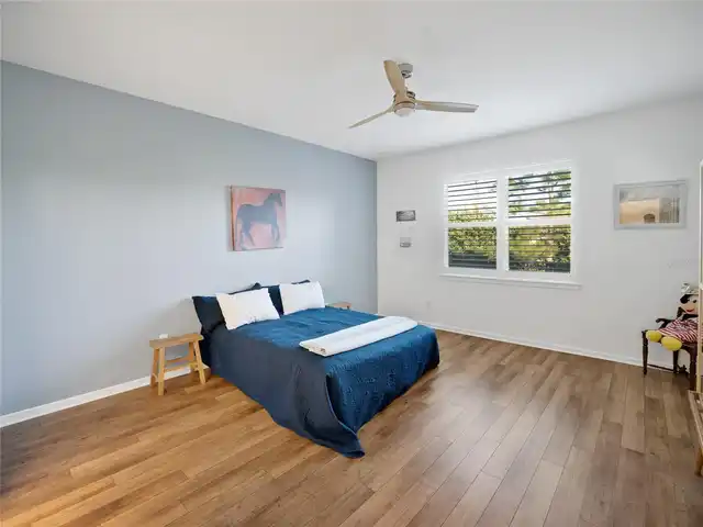 Listing Photo 23