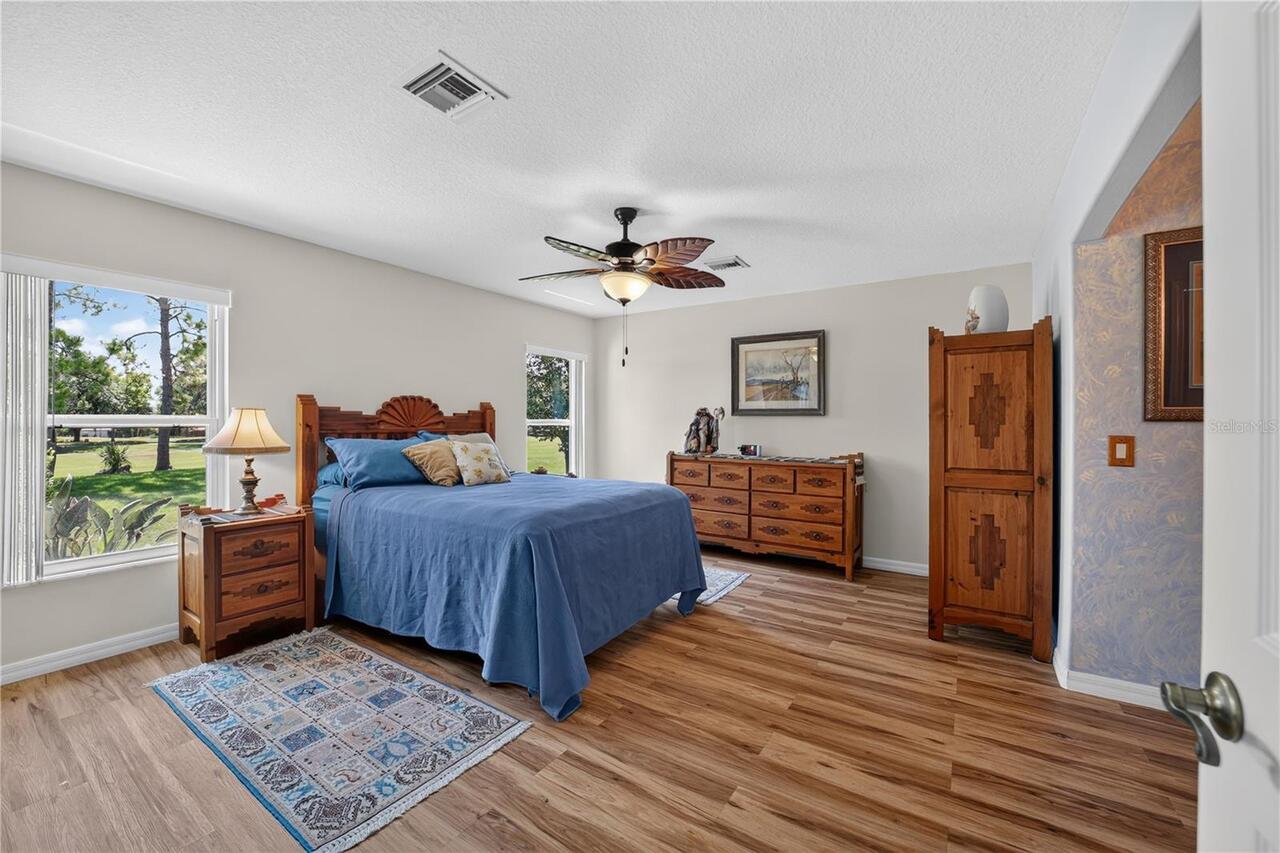 Listing Photo 42