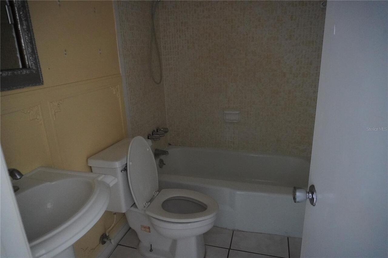 Listing Photo 18