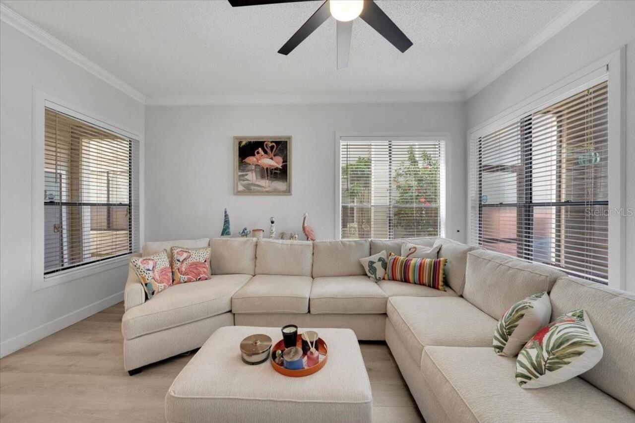 Listing Photo 9
