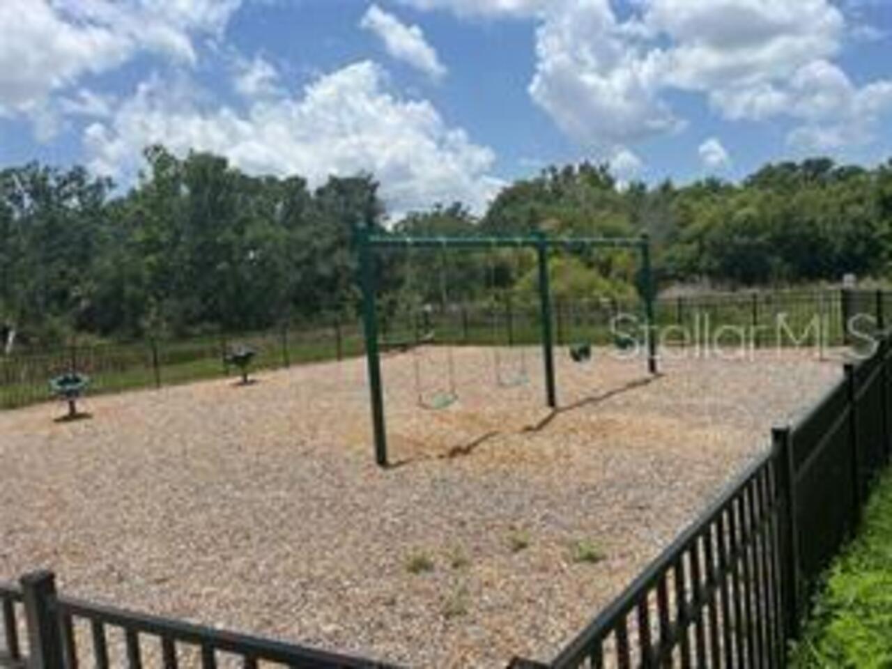Listing Photo 23