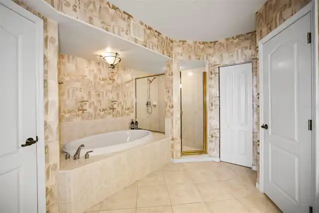 Listing Photo 23