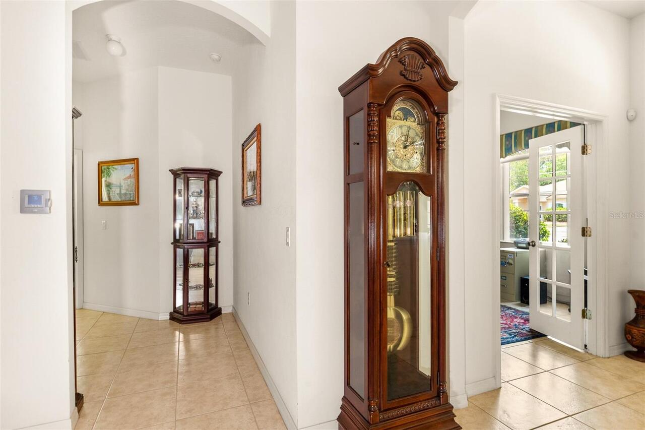 Listing Photo 9