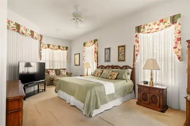 Listing Photo 13