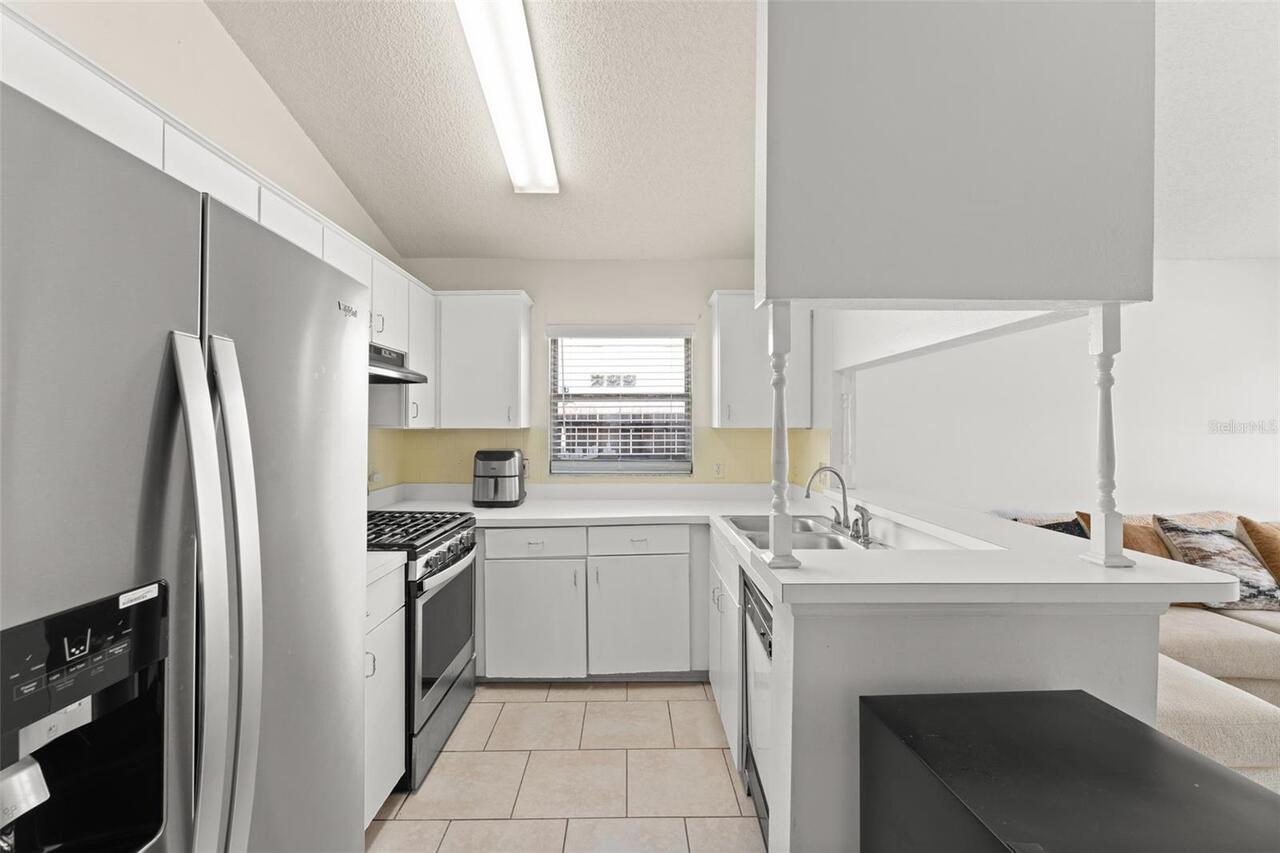 Listing Photo 14