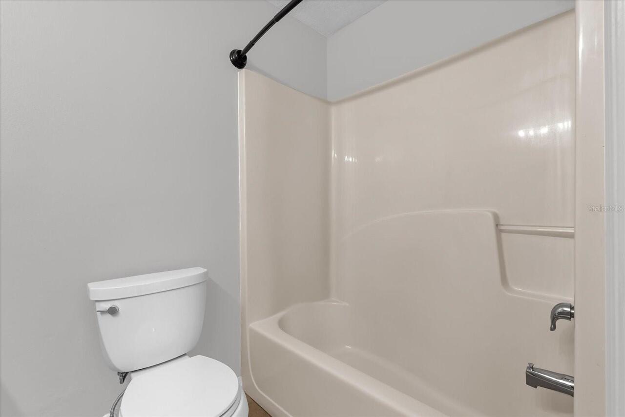 Listing Photo 14