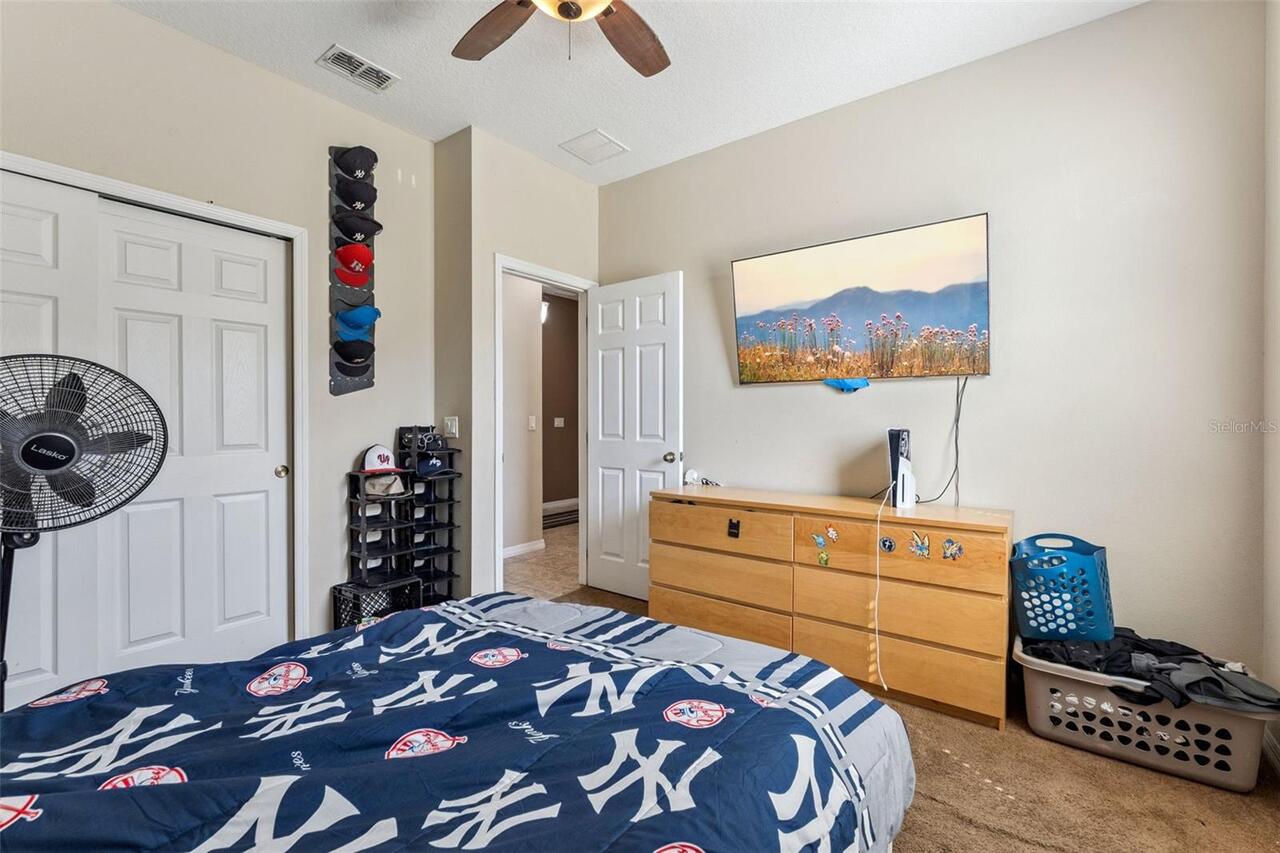 Listing Photo 10