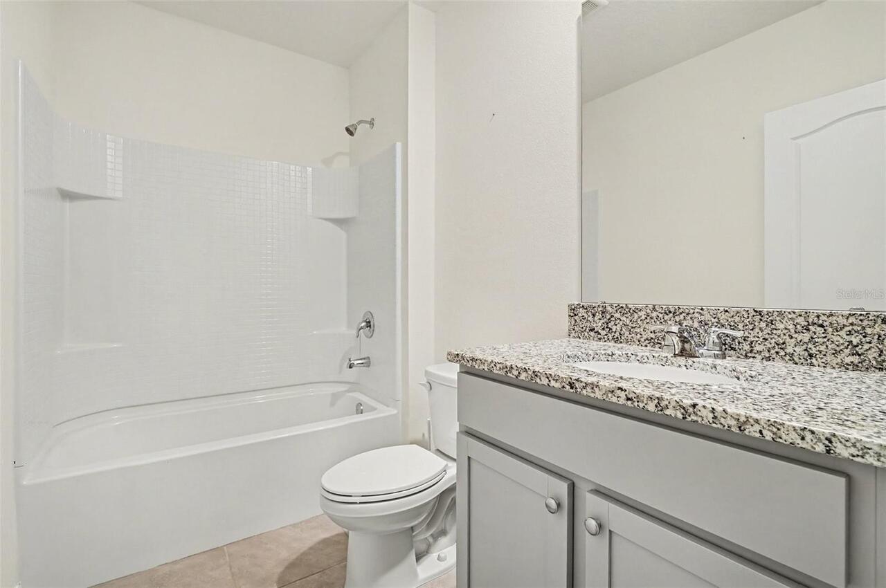 Listing Photo 14
