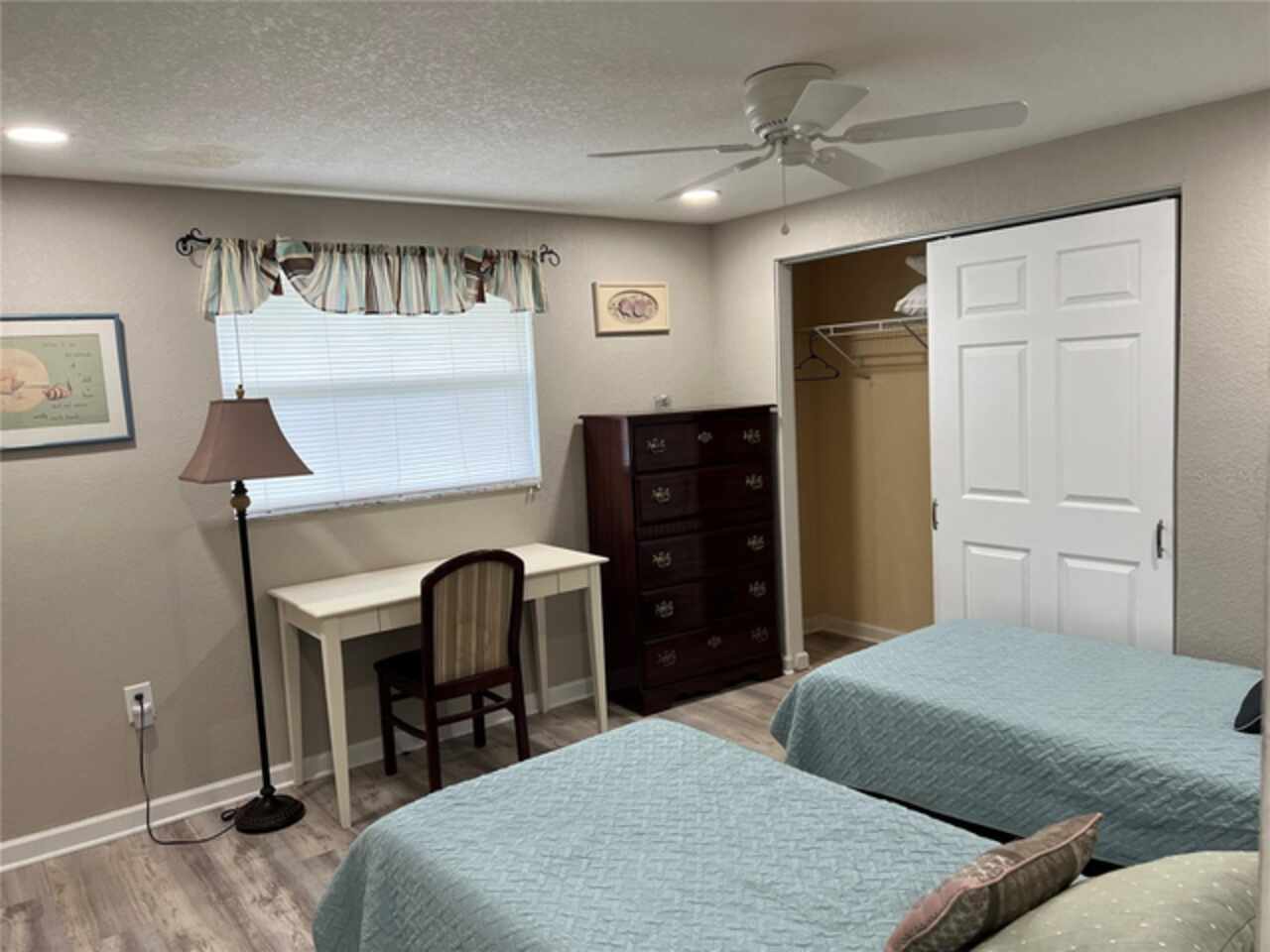 Listing Photo 15