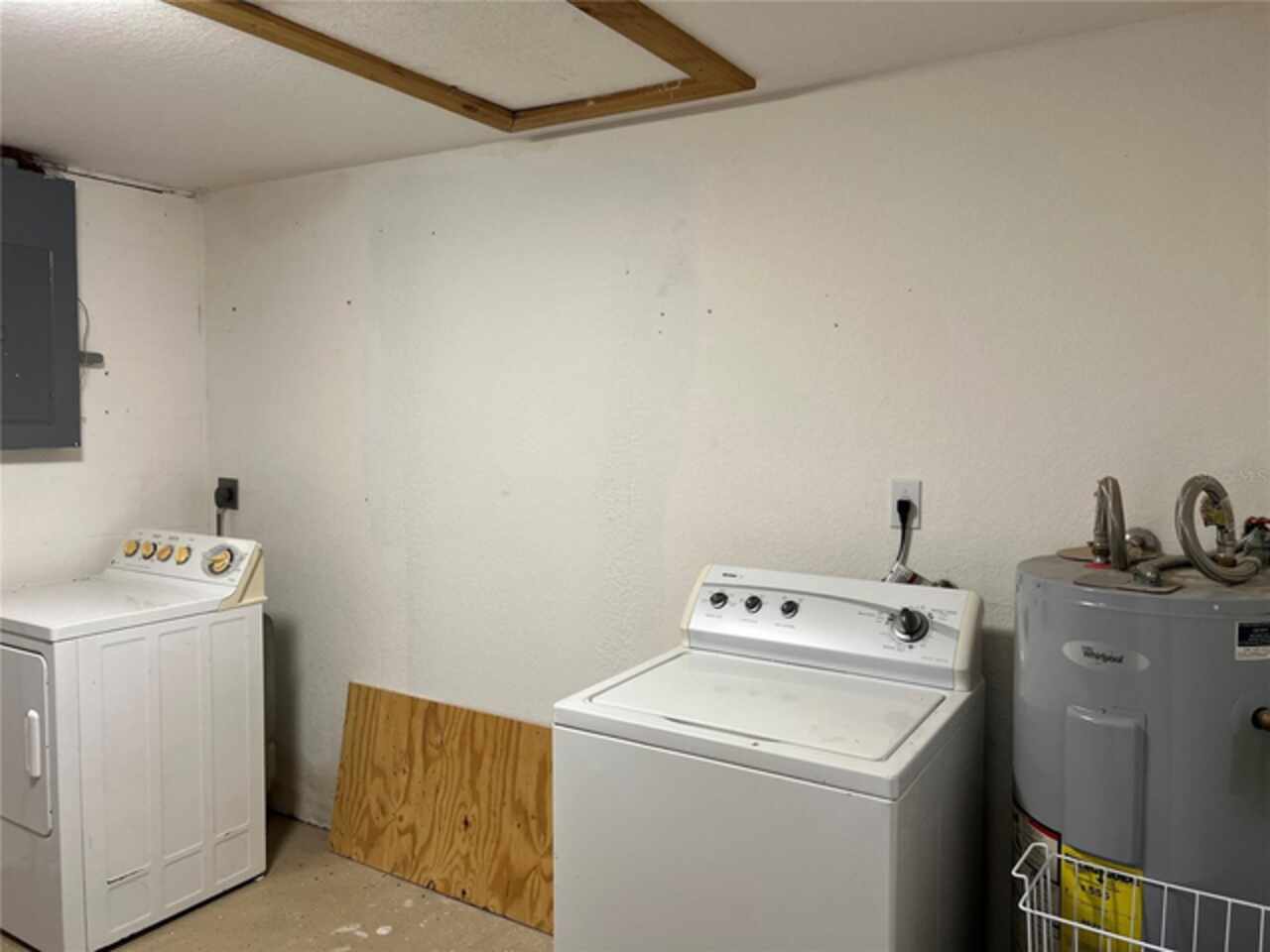Listing Photo 17
