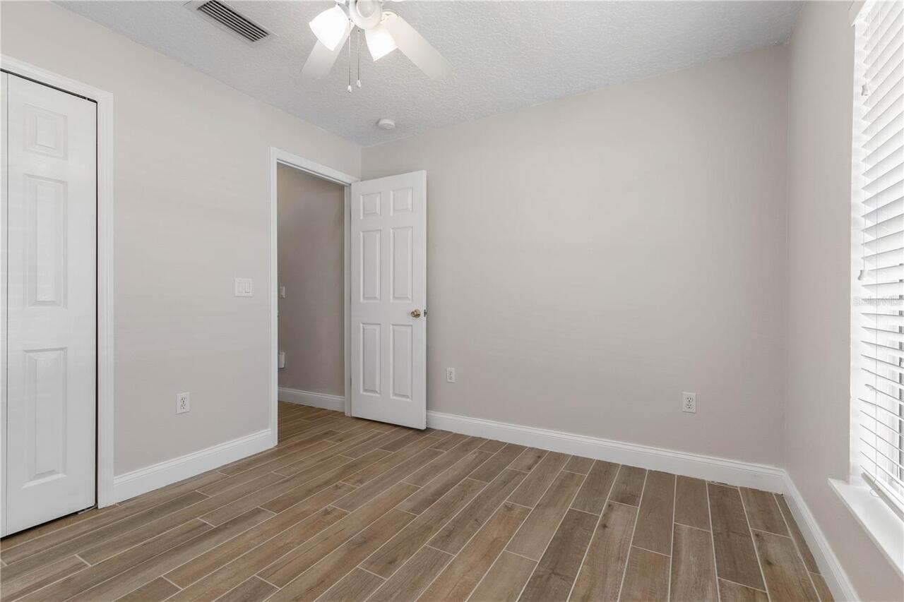 Listing Photo 33
