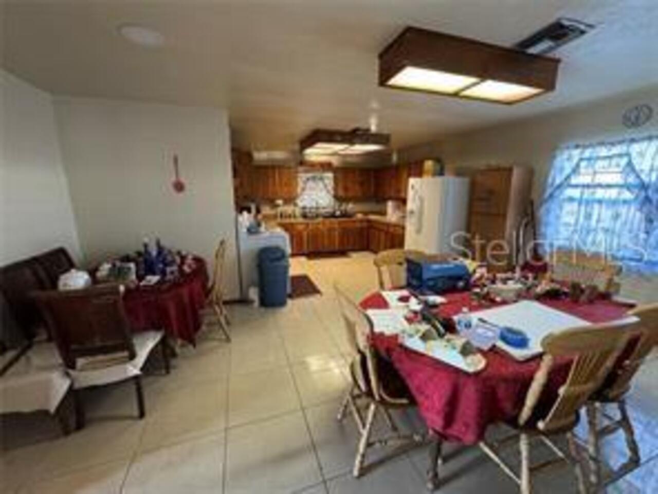 Listing Photo 12