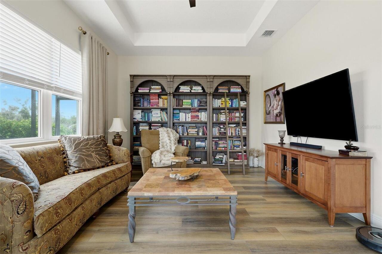 Listing Photo 25
