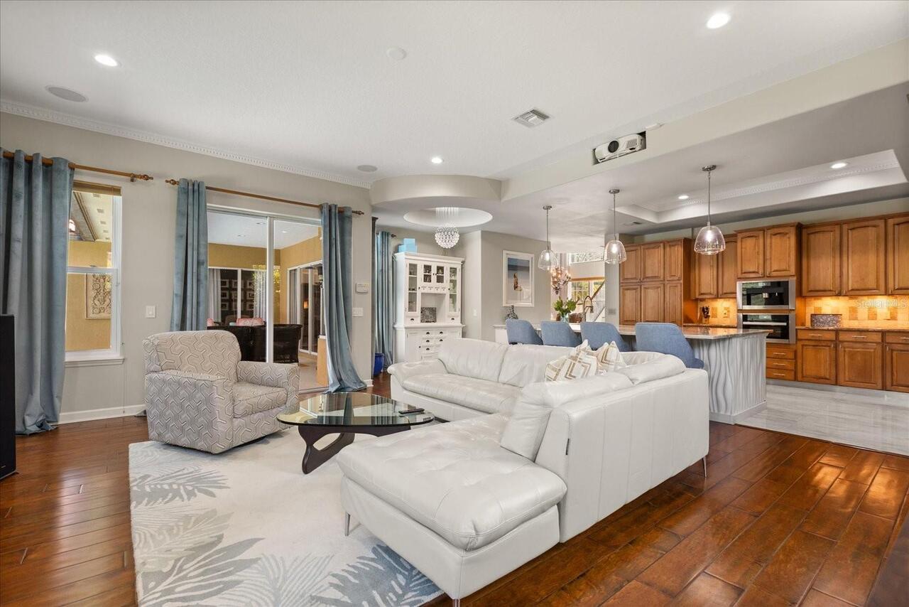 Listing Photo 18