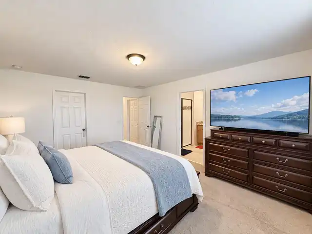 Listing Photo 23
