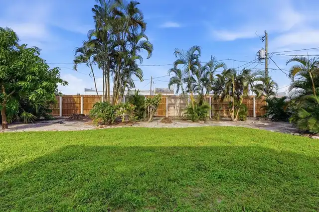 Listing Photo 32