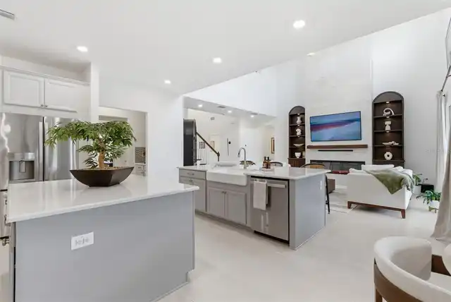Listing Photo 11