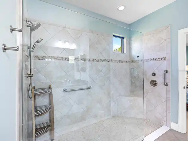 Listing Photo 25