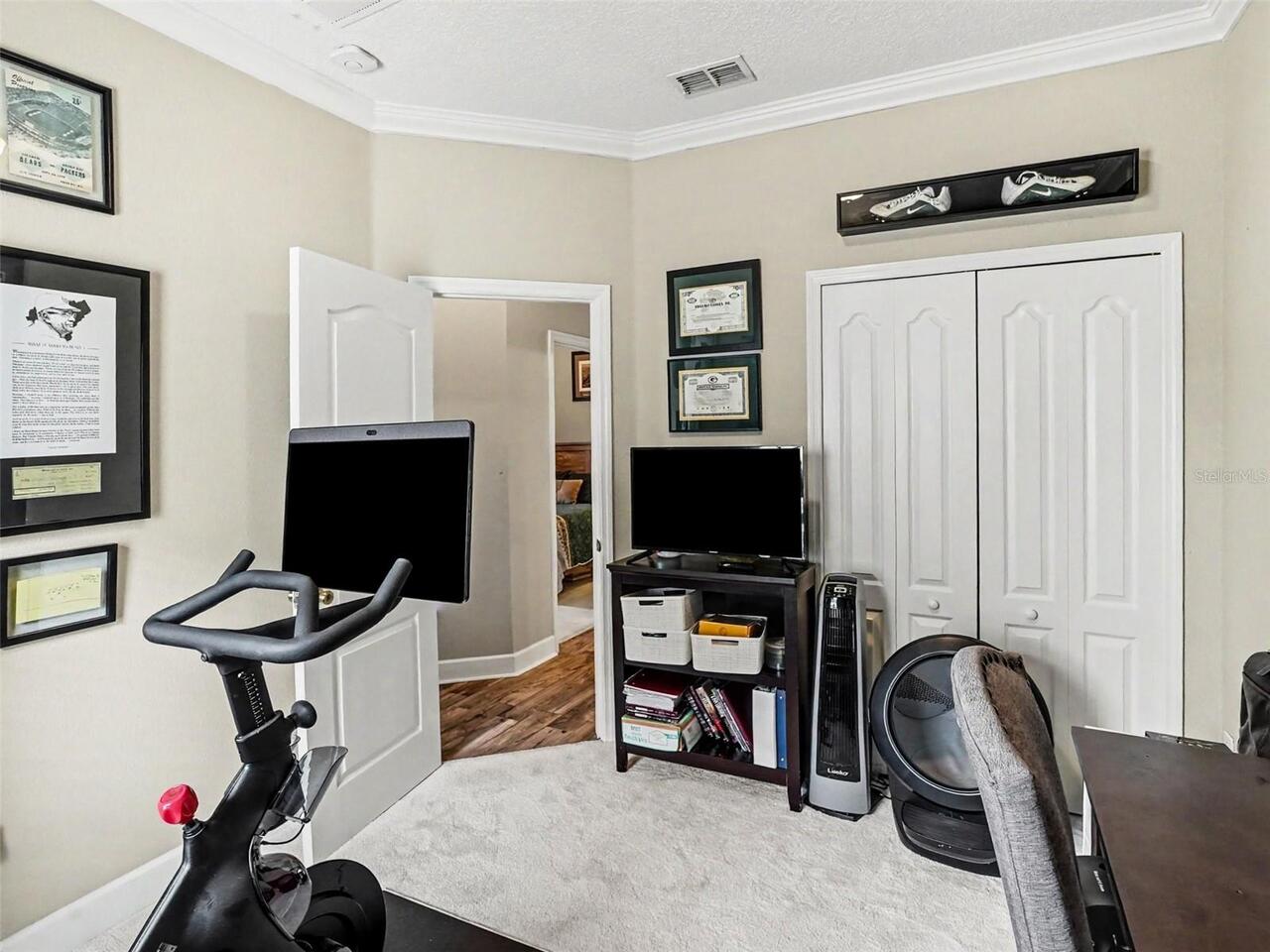 Listing Photo 16