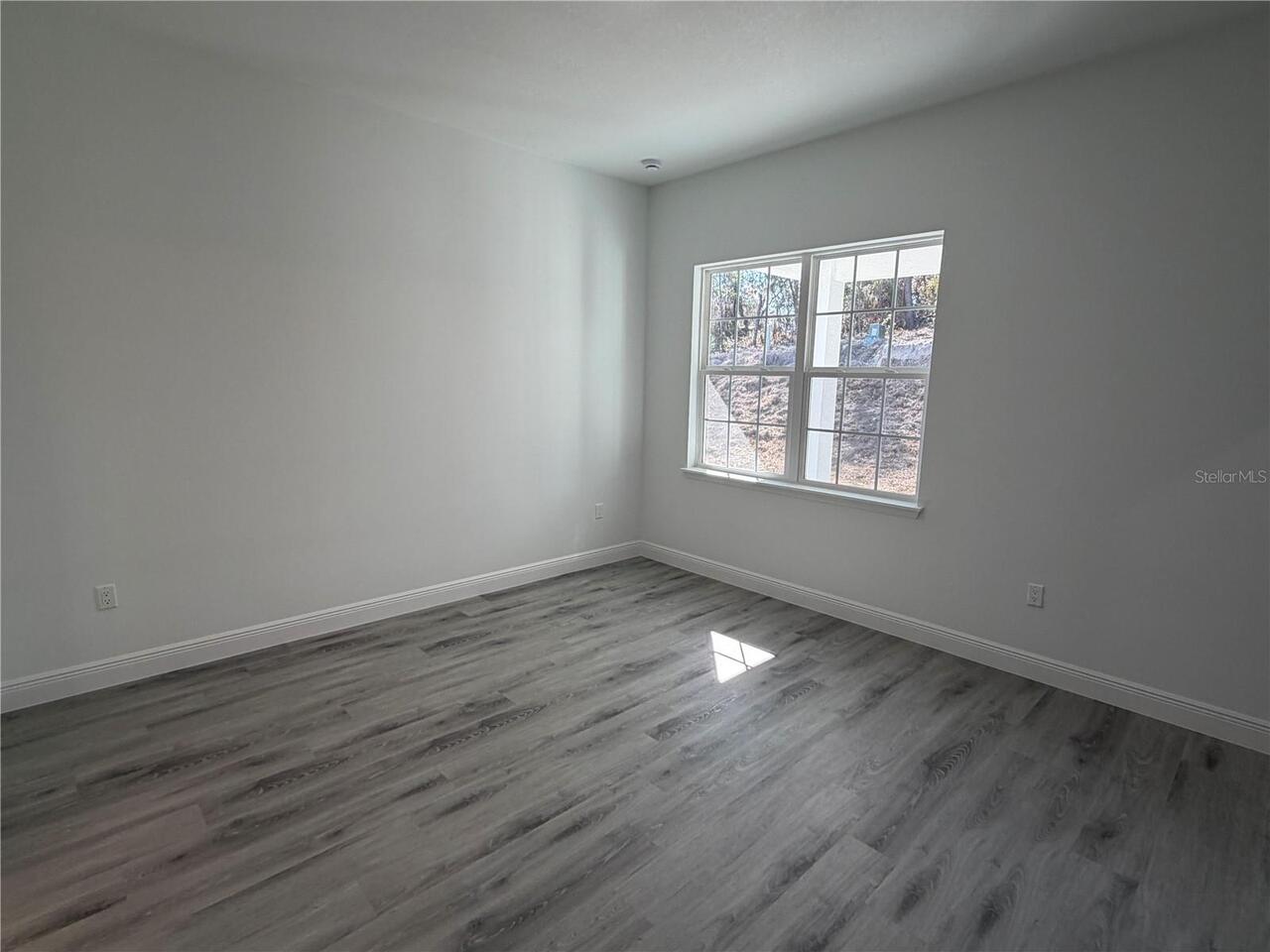 Listing Photo 24