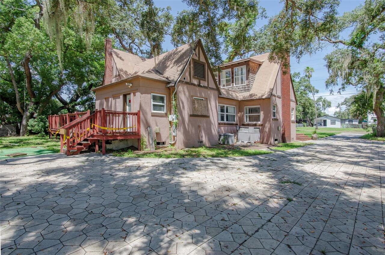 Listing Photo 6