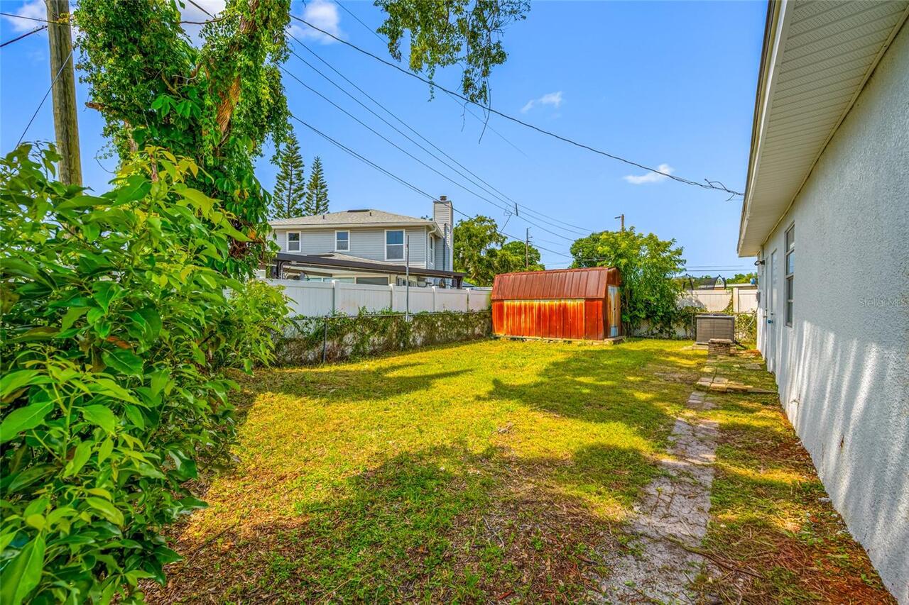 Listing Photo 12