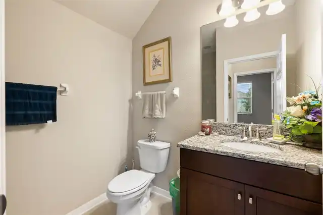 Listing Photo 12