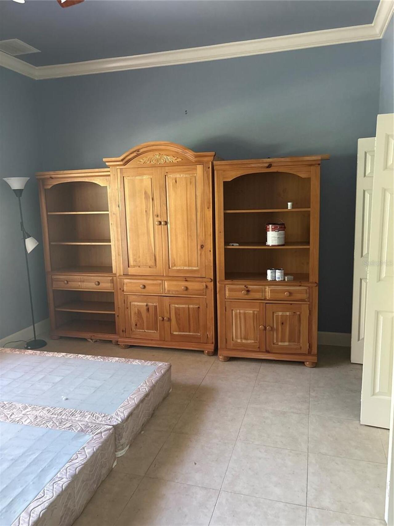 Listing Photo 9