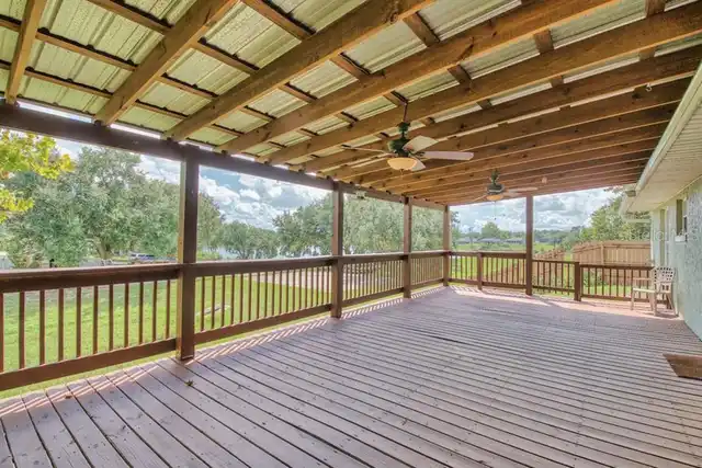Listing Photo 18