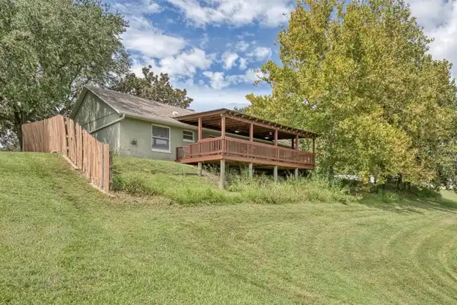 Listing Photo 29