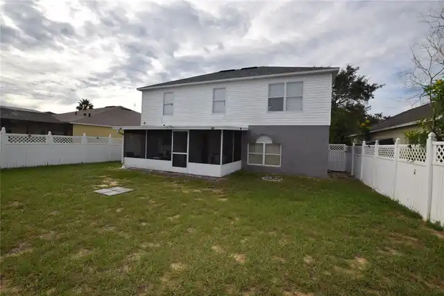 Listing Photo 9