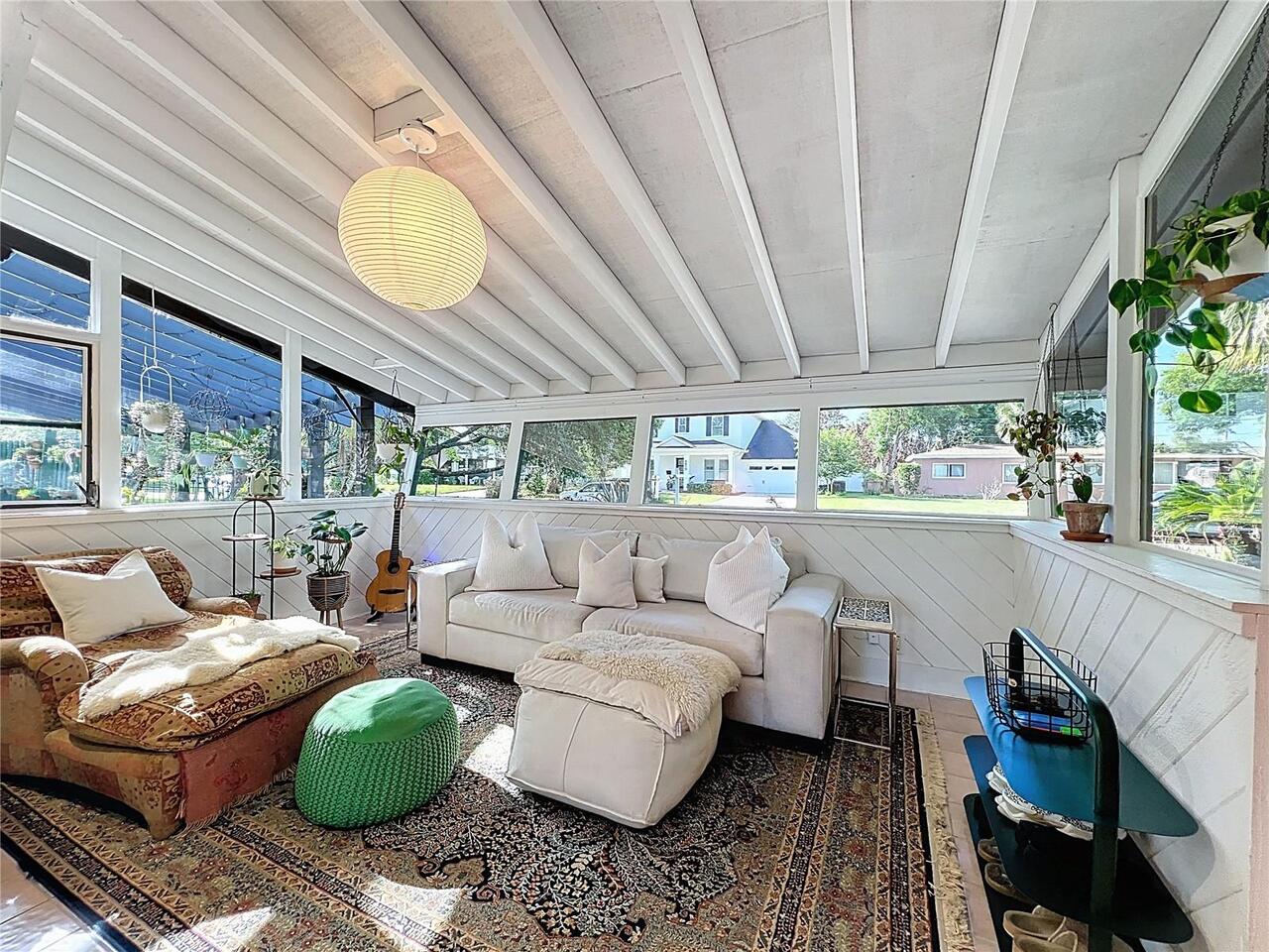 Listing Photo 10