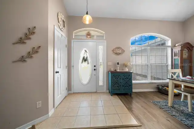 Listing Photo 11