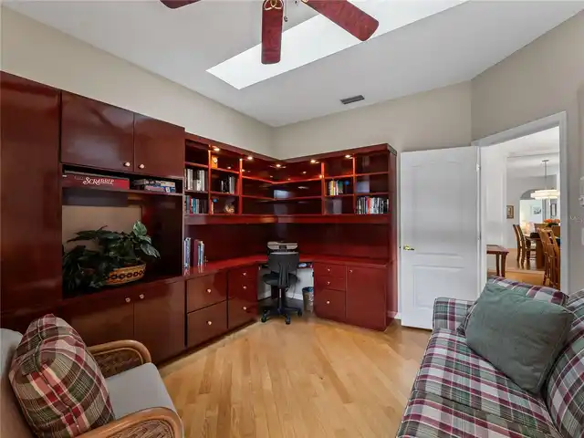 Listing Photo 16