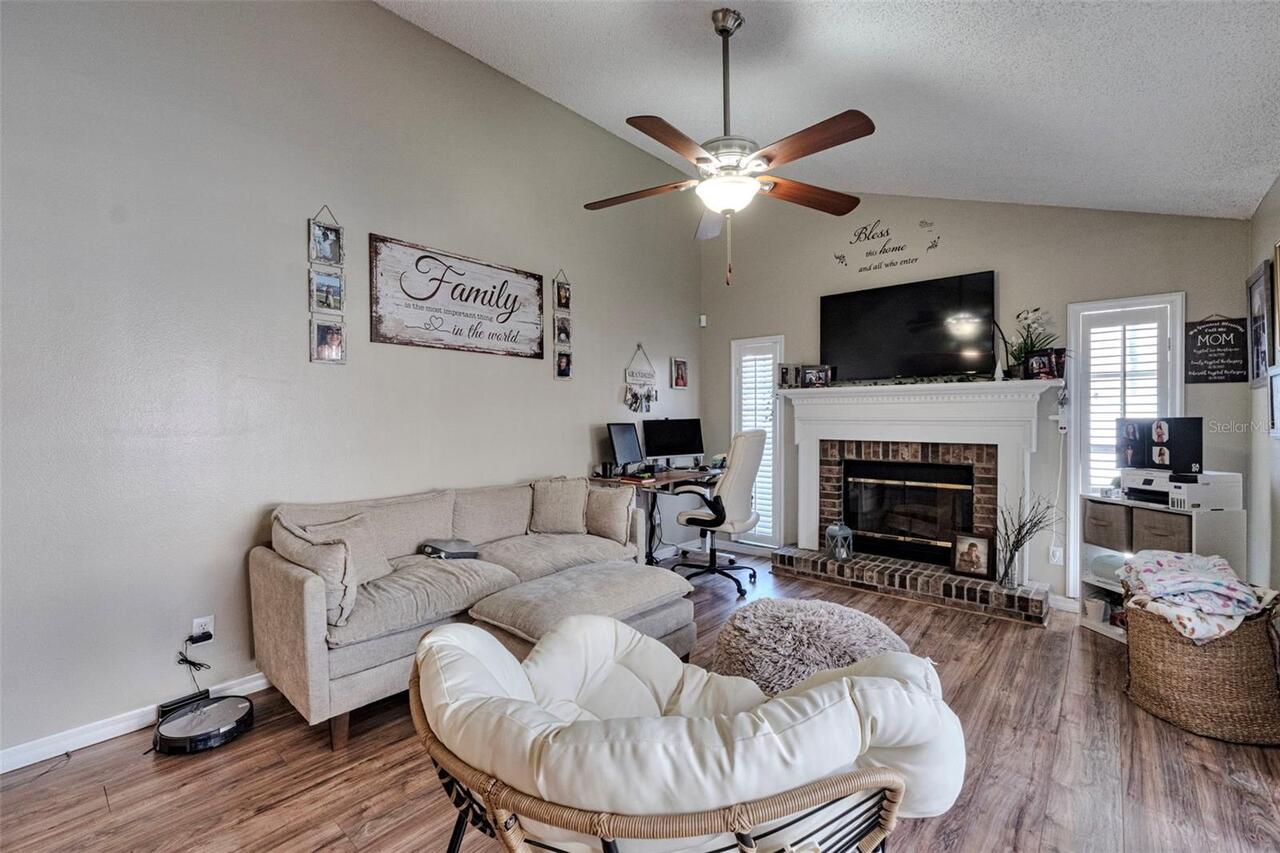 Listing Photo 10
