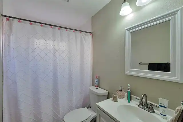 Listing Photo 20