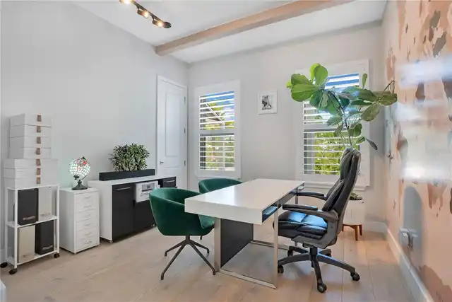 Listing Photo 21
