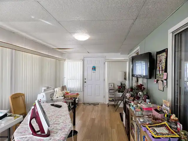 Listing Photo 7