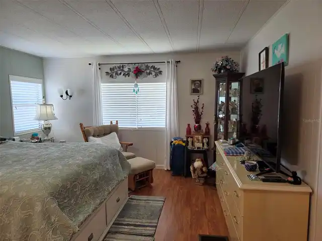 Listing Photo 18