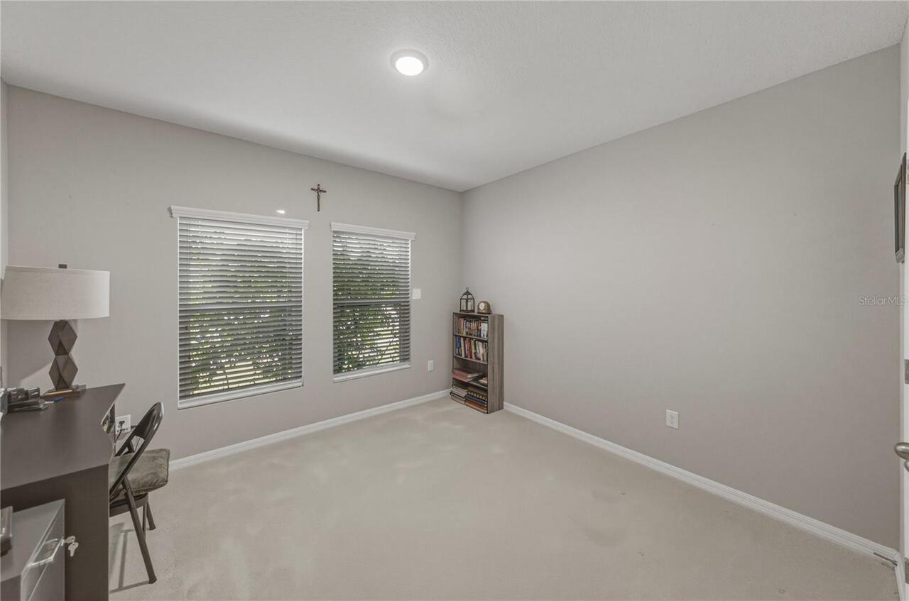 Listing Photo 9