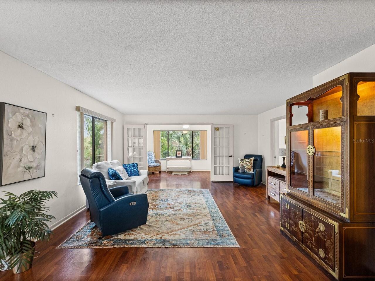 Listing Photo 6