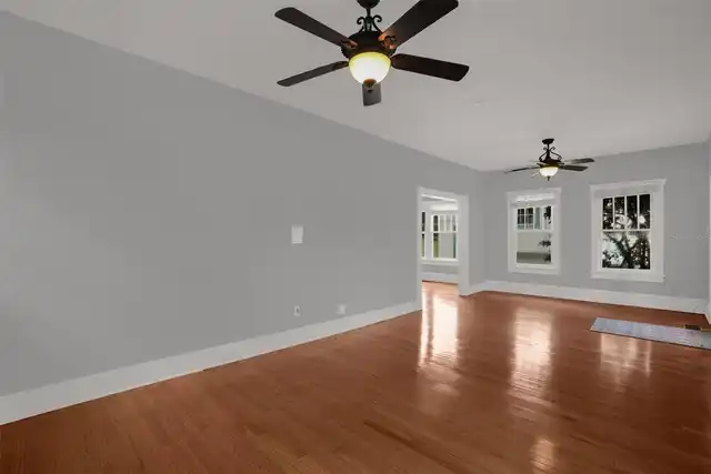 Listing Photo 7