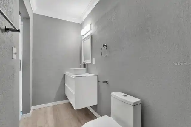 Listing Photo 23