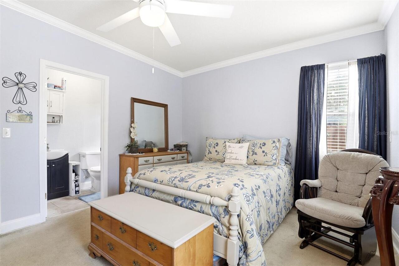 Listing Photo 14