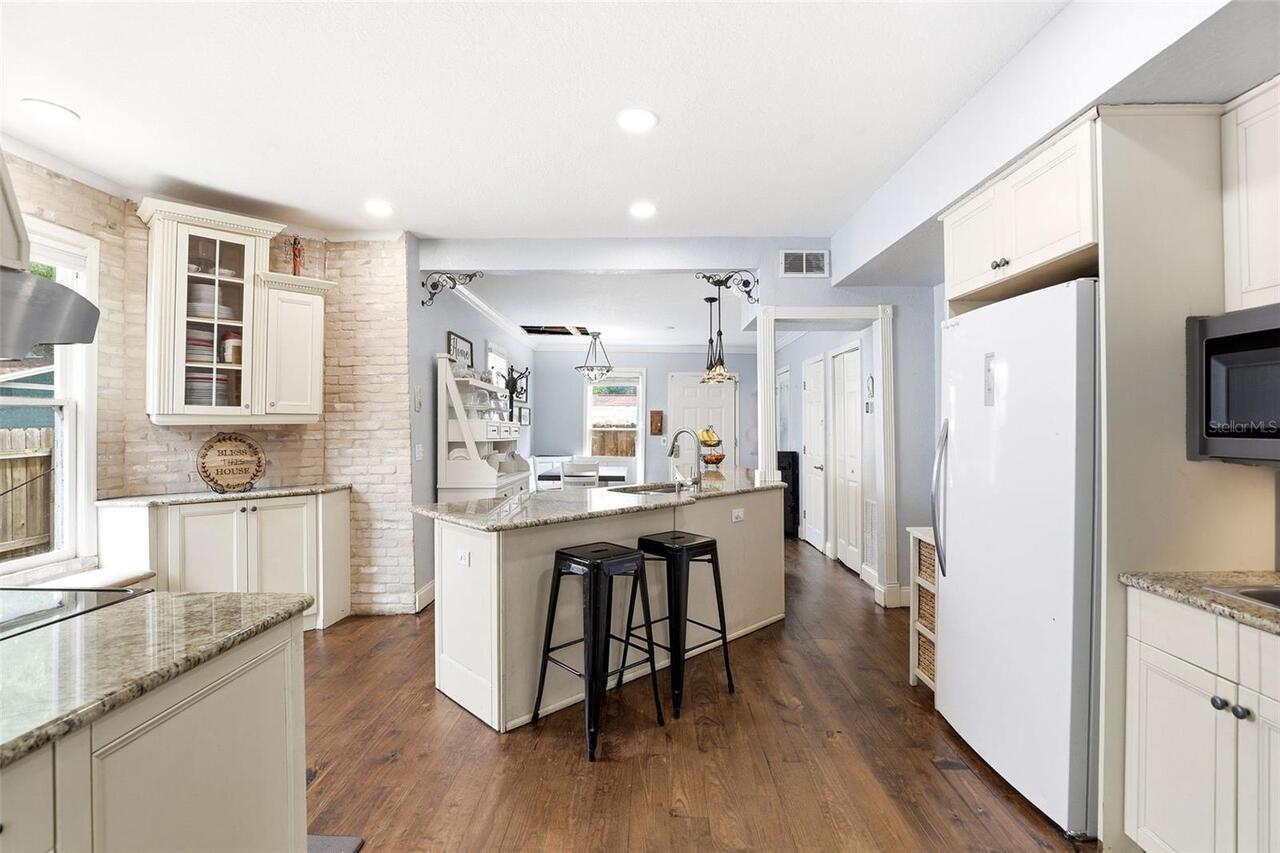 Listing Photo 19