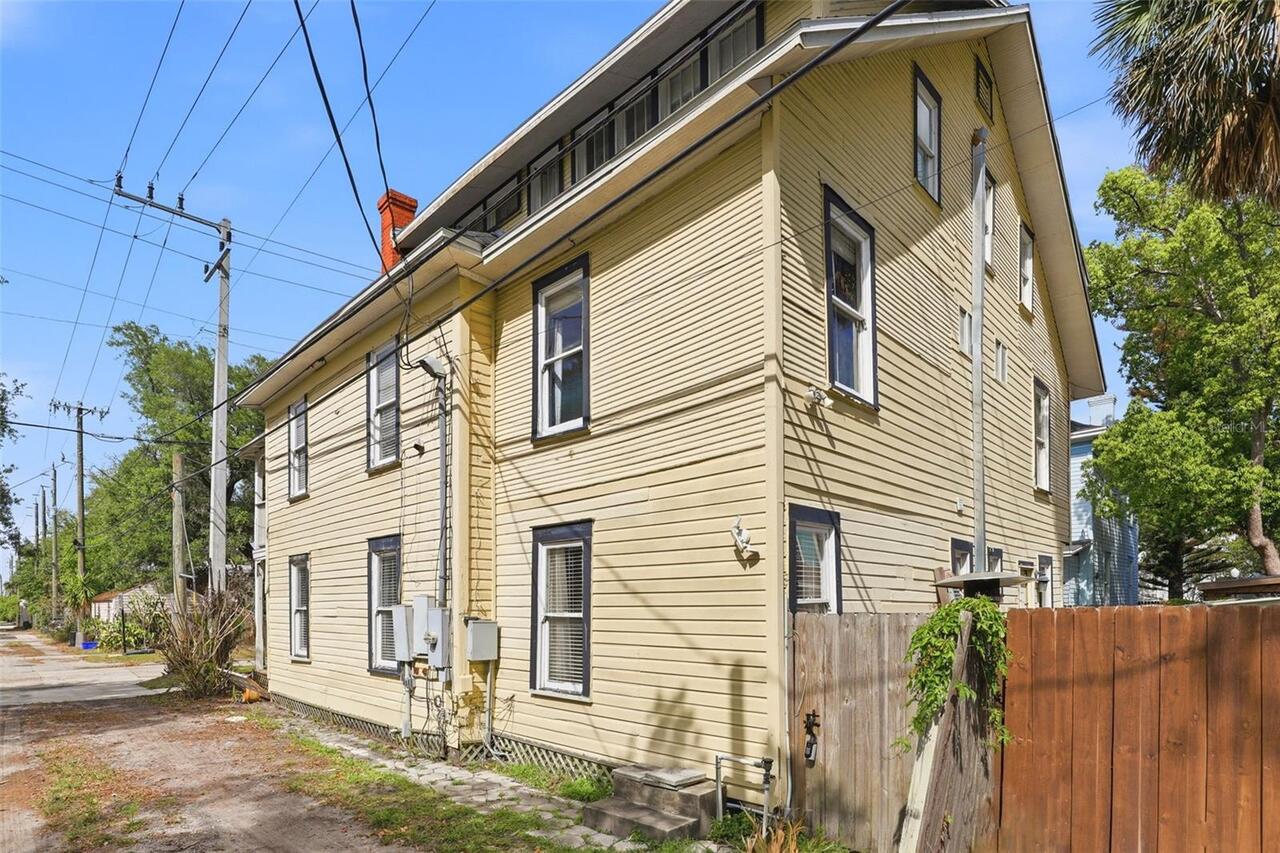 Listing Photo 6