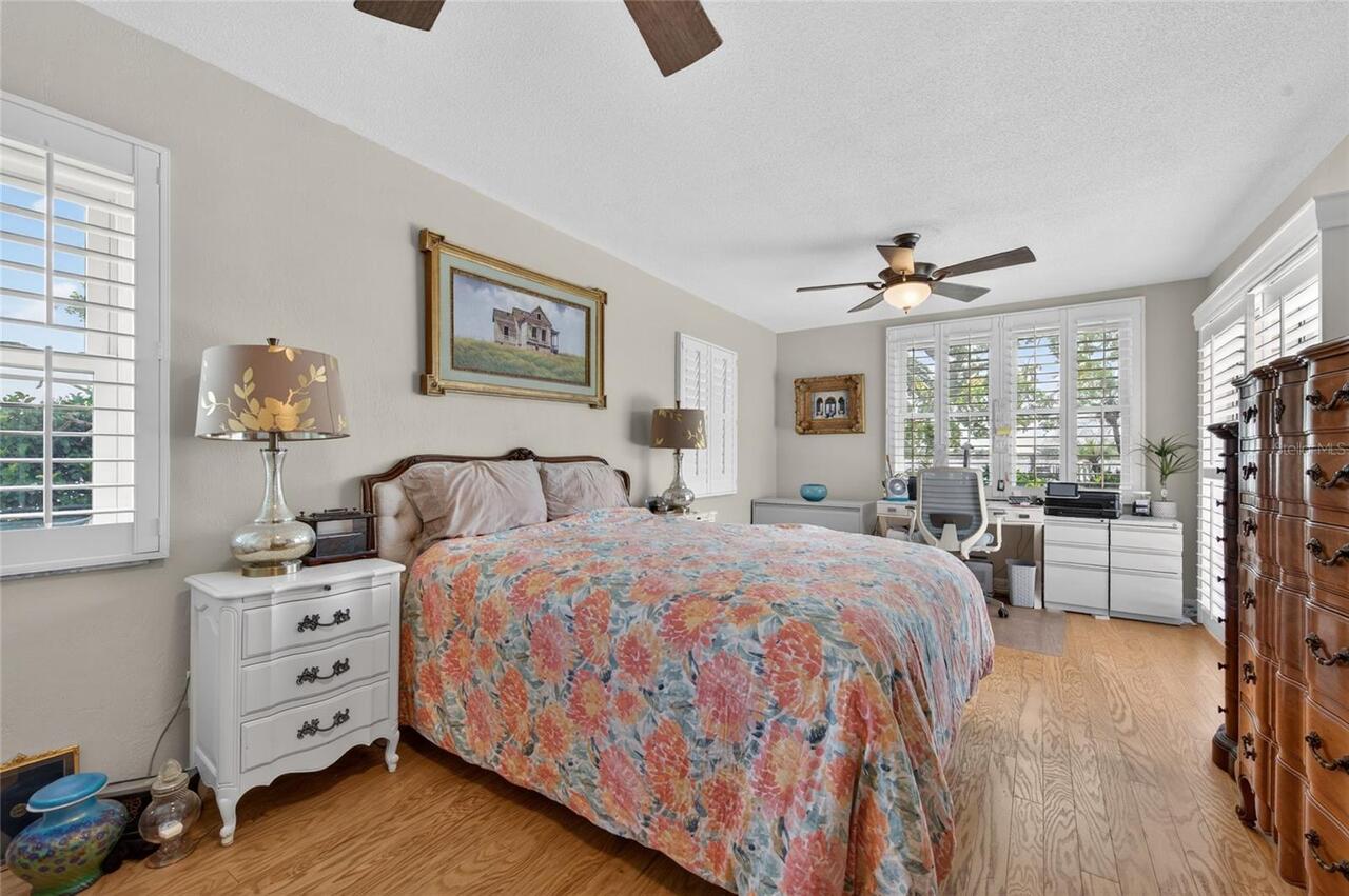 Listing Photo 15