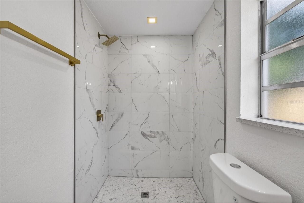 Listing Photo 24